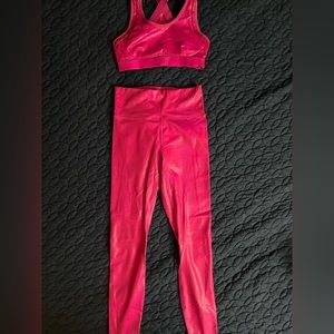 Fabletics Belle Iridescent High Impact Sports Bra with high waisted Leggings